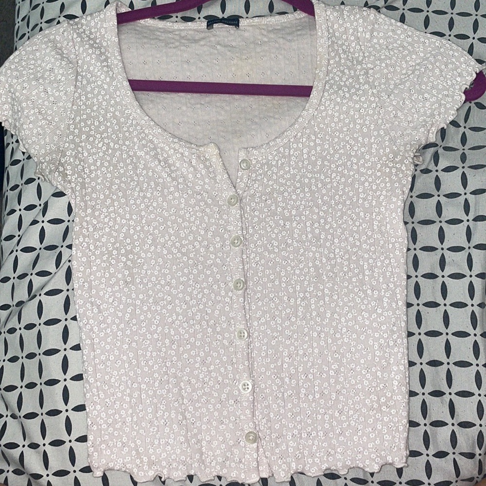 pink brandy melville crop top
